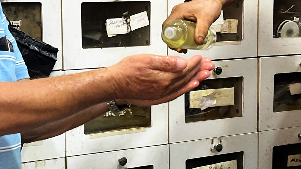 Foto - 50 yıldır bu işi yapıyor! Teknolojiye karşı ayakta durmaya çalışıyor