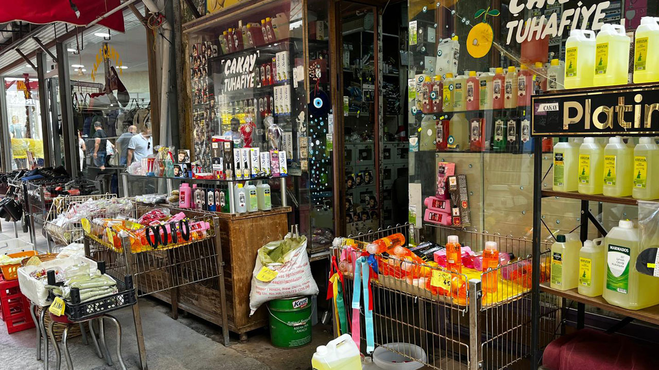 Foto - 50 yıldır bu işi yapıyor! Teknolojiye karşı ayakta durmaya çalışıyor