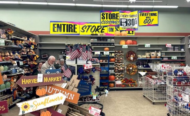 Foto - 50 yıllık mobilya devi battı! Faizler piyasayı vurmaya devam ediyor