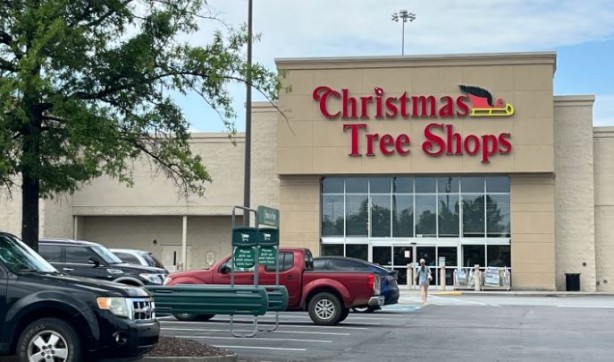 Foto - 50 yıllık mobilya devi battı! Faizler piyasayı vurmaya devam ediyor