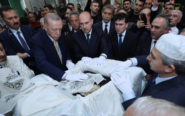 Foto - 500 yıllık kutsal törenden dikkat çeken an! Erdoğan da önlemini böyle aldı