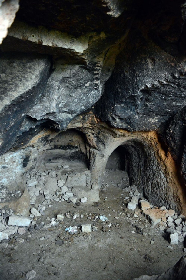 Foto - 52 odalı yer altı şehri keşfedildi