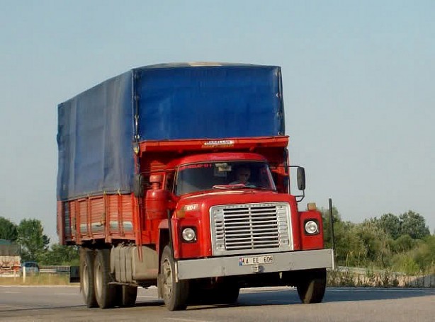 54 bin kamyon üreten Türk otomotiv devi böyle iflas etmiş! Duyan 'Bu nasıl olur?' diyor