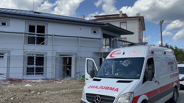 55 yaşındaki adam inşaatta ölü bulundu