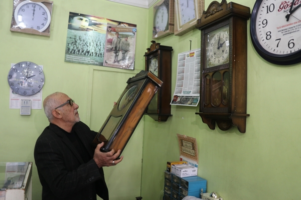 Foto - 55 yıldır gözünden merceği elinden tornavidayı düşürmüyor