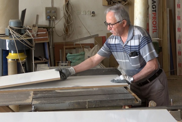 Foto - 55 yıldır mesleğini aşkla yapıyor