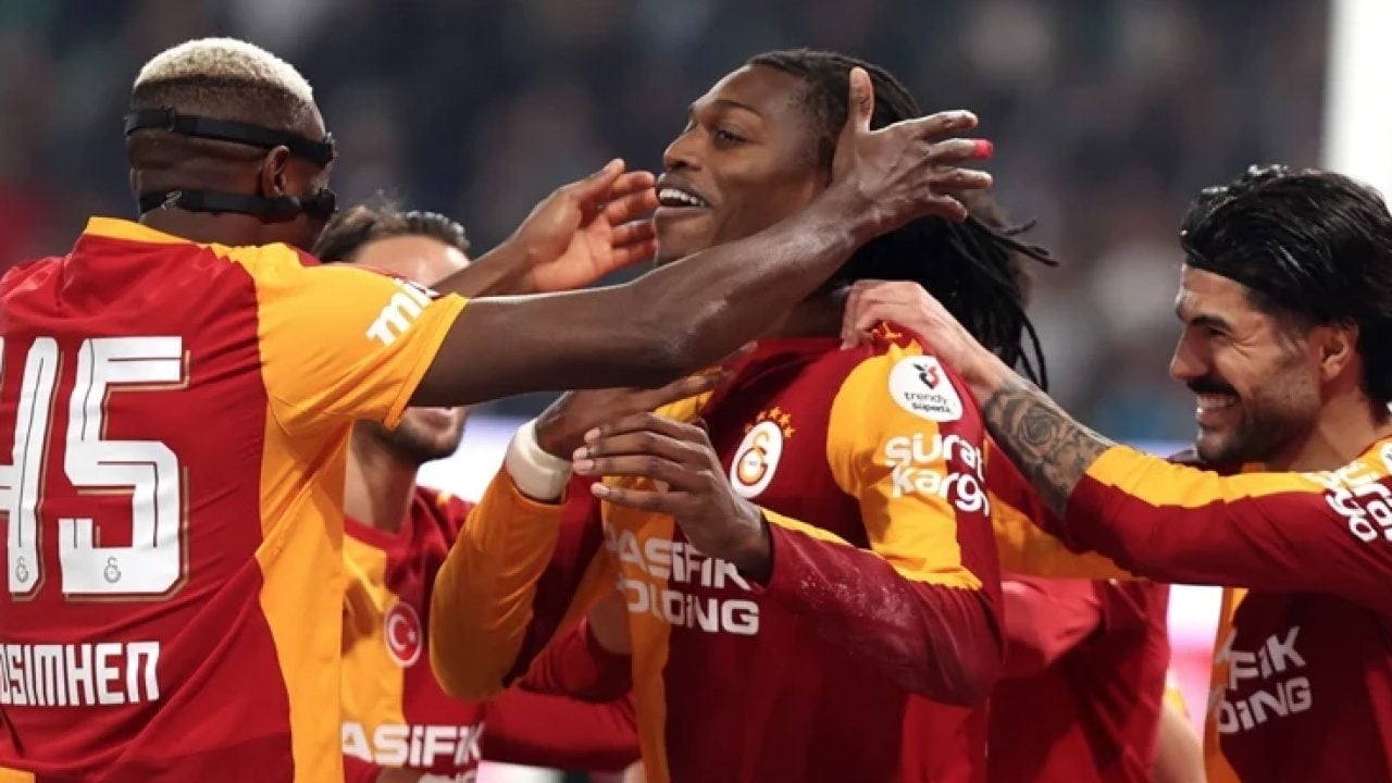 Foto - 5/7 yer ikili mücadele ve 1/1 hava topu: Rafael Leao'da umut var! 
