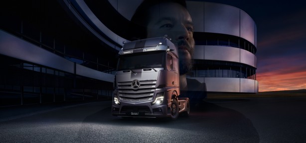 Foto - 57 yıldır Türkiye’den parlayan yıldız! Mercedes-Benz Türk ülkenin geleceğine yatırım yapmayı sürdürüyor!