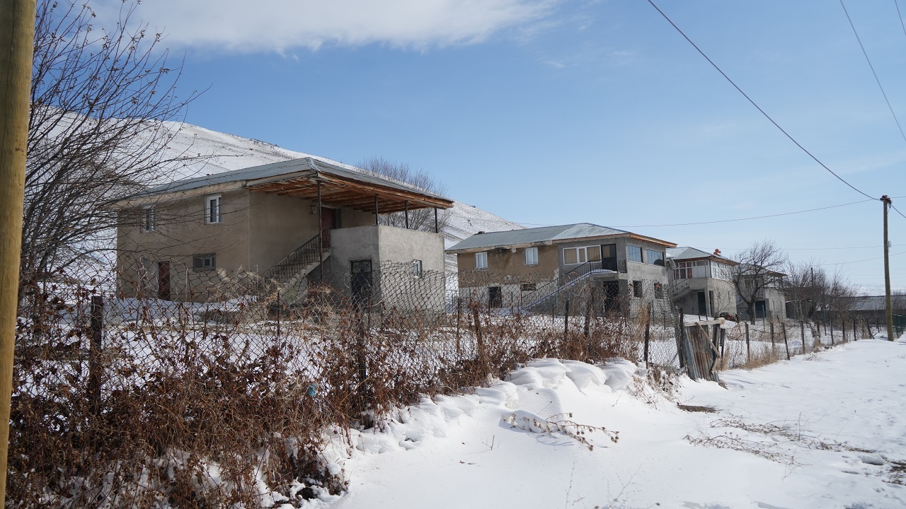 Foto - 58 yıldır yaralar sarılmaya çalışılıyor! o köy fay hattı üzerine mi kuruldu? 