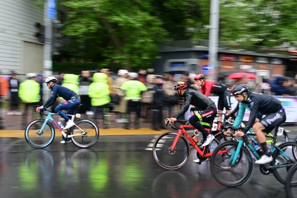 59. Cumhurbaşkanlığı Bisiklet Turu şöleni yağmura takıldı! Büyük final...