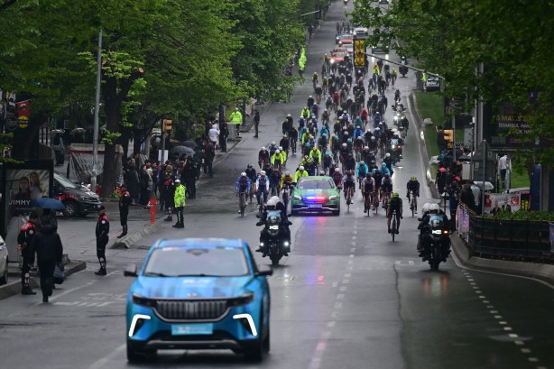 Foto - 59. Cumhurbaşkanlığı Bisiklet Turu şöleni yağmura takıldı! Büyük final...