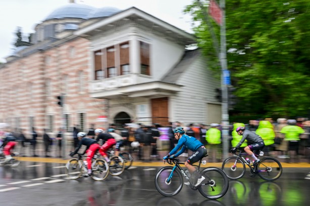 Foto - 59. Cumhurbaşkanlığı Bisiklet Turu şöleni yağmura takıldı! Büyük final...