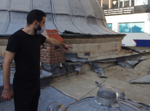 Foto - 6 asırlık tarihi yapıya büyük saygısızlık