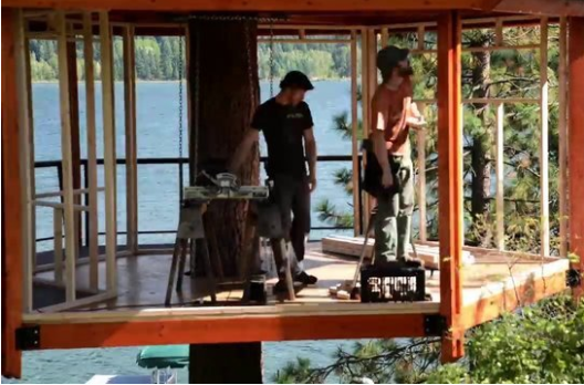 Foto - 6 ay uğraşıp muhteşem bir ağaç ev yaptılar!