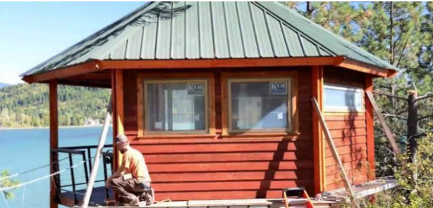 Foto - 6 ay uğraşıp muhteşem bir ağaç ev yaptılar!