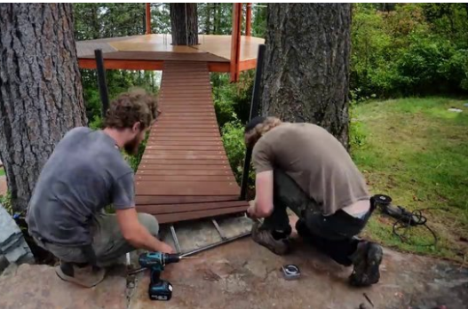 Foto - 6 ay uğraşıp muhteşem bir ağaç ev yaptılar!