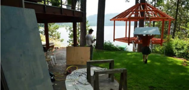 Foto - 6 ay uğraşıp muhteşem bir ağaç ev yaptılar!