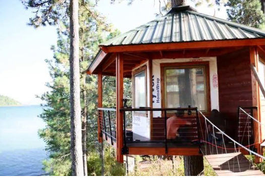 Foto - 6 ay uğraşıp muhteşem bir ağaç ev yaptılar!