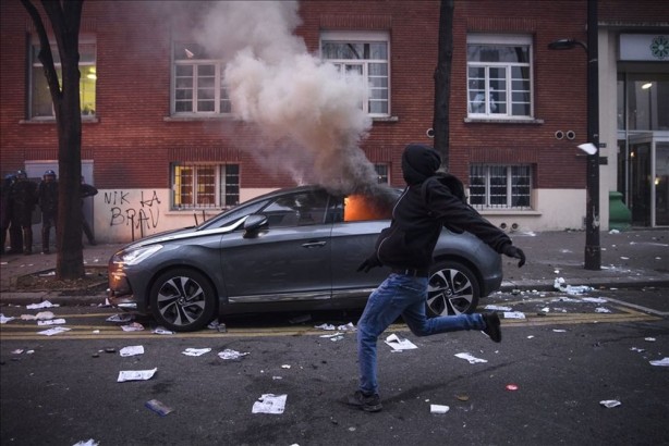 Foto - 6 haftada bir roketle karakola gidiyor! 