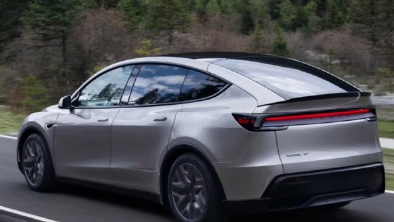 Foto - 6 koltuklu Tesla tanıtıldı: İşte fiyatı ve özellikleri!