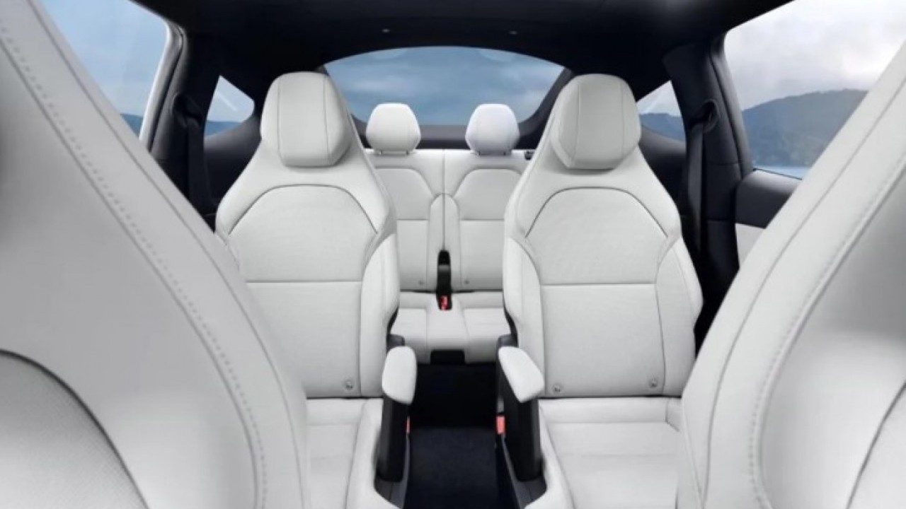 Foto - 6 koltuklu Tesla tanıtıldı: İşte fiyatı ve özellikleri!
