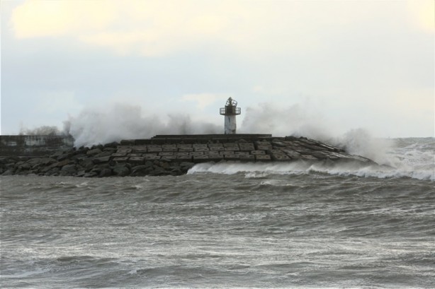 Foto - 6 metreye ulaşan dalgalar Kastamonu sahilinde hasar oluşturdu