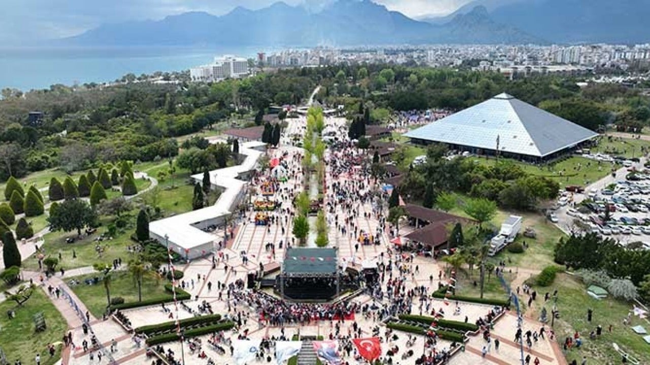 6 millyar dolarlık mal kavgası