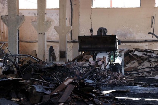 Foto - 6 saatte söndürülen yangında, fabrika kullanılamaz hale geldi