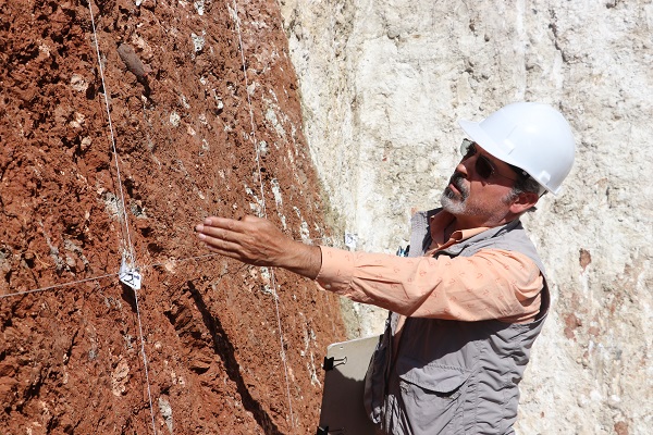 Foto - 6 Şubat depreminin izlerine rastlandı! O fay zonu 10 kişilik ekiple inceleniyor