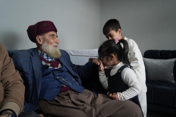 Foto - 60 torunla 200'üncü bayramını kutladı