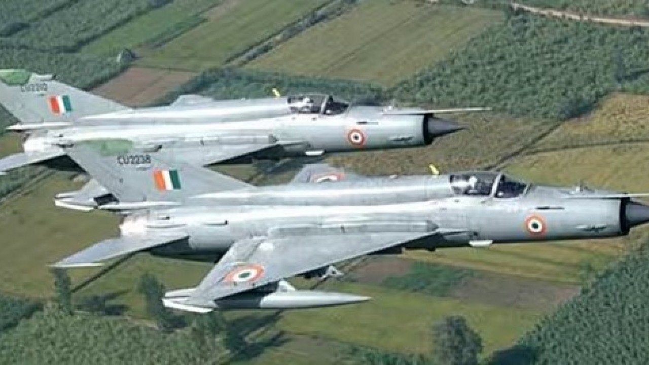 Foto - 60 yıllık uçağa veda: 'Uçan tabut tarihe karıştı'