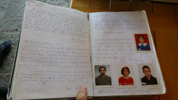 Foto - 63 yıldır Assos'u gezen turistlerin hatıralarını 35 defterde biriktirdi