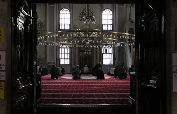 Foto - 638 yıldır dönüyor, görenler hayret ediyor! İşte Yıldırım Beyazıt'ın tarihi emaneti