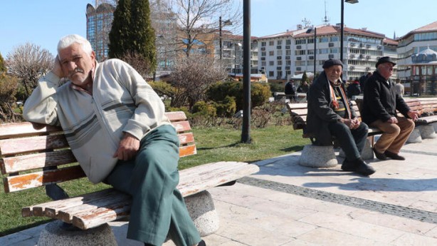 Foto - 65 yaş üstü vatandaşların beklediği haber! İşte tüm detaylar