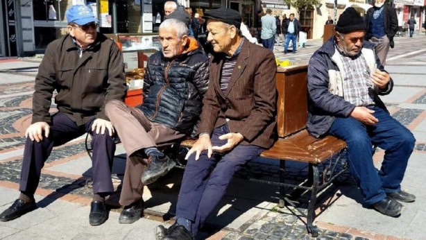 Foto - 65 yaş üstünün yürüyüş izni için detaylar belli oldu! 