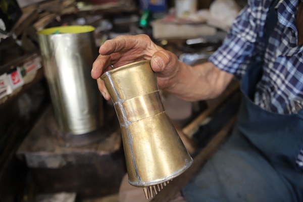 Foto - 65 yıldır ekmeğini bu işten çıkarıyor