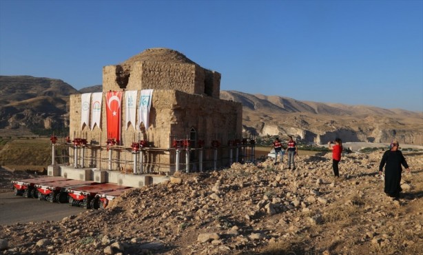 Foto - 650 yıllık Artuklu Hamamı böyle taşındı