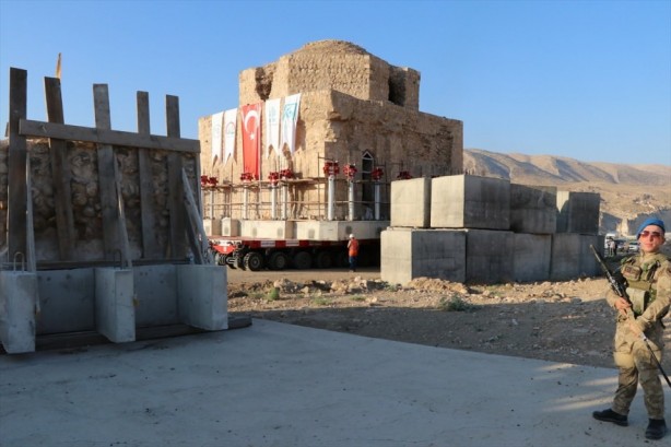 Foto - 650 yıllık Artuklu Hamamı böyle taşındı