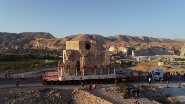 Foto - 650 yıllık Artuklu Hamamı böyle taşındı