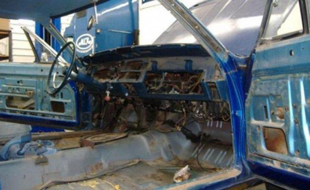 Foto - 68 model otomobili baştan aşağıya yeniledi!