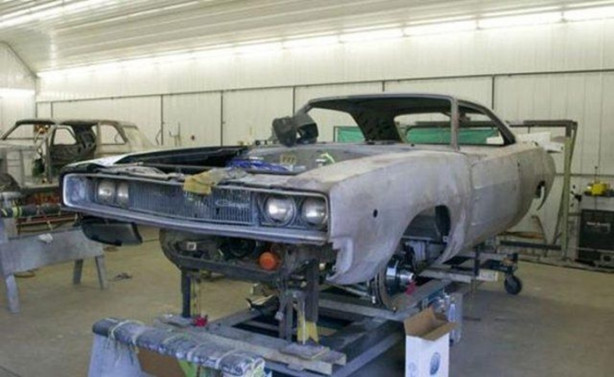 Foto - 68 model otomobili baştan aşağıya yeniledi!