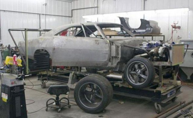 Foto - 68 model otomobili baştan aşağıya yeniledi!