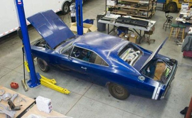 Foto - 68 model otomobili baştan aşağıya yeniledi!