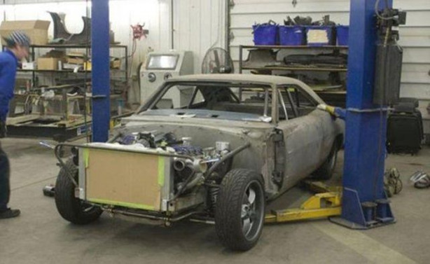 Foto - 68 model otomobili baştan aşağıya yeniledi!