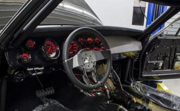 Foto - 68 model otomobili baştan aşağıya yeniledi!