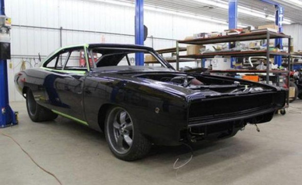 Foto - 68 model otomobili baştan aşağıya yeniledi!