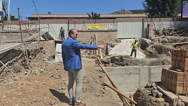 Foto - 7 asırlık Gök Medrese'de hummalı çalışma