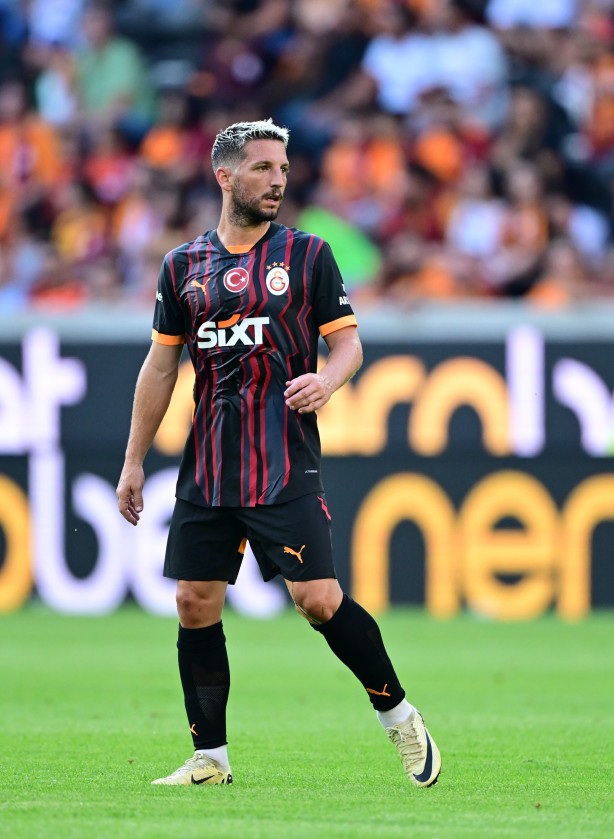 Foto - 7 gollü maçta Galatasaray yenildi