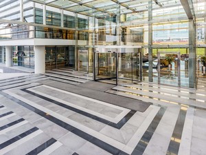 Foto - 7 günde 3.7 milyar kazanıp Koç Grubu'nu bile geride bıraktı! Kim bu iş adamı? Herkes bu soruyu soruyor