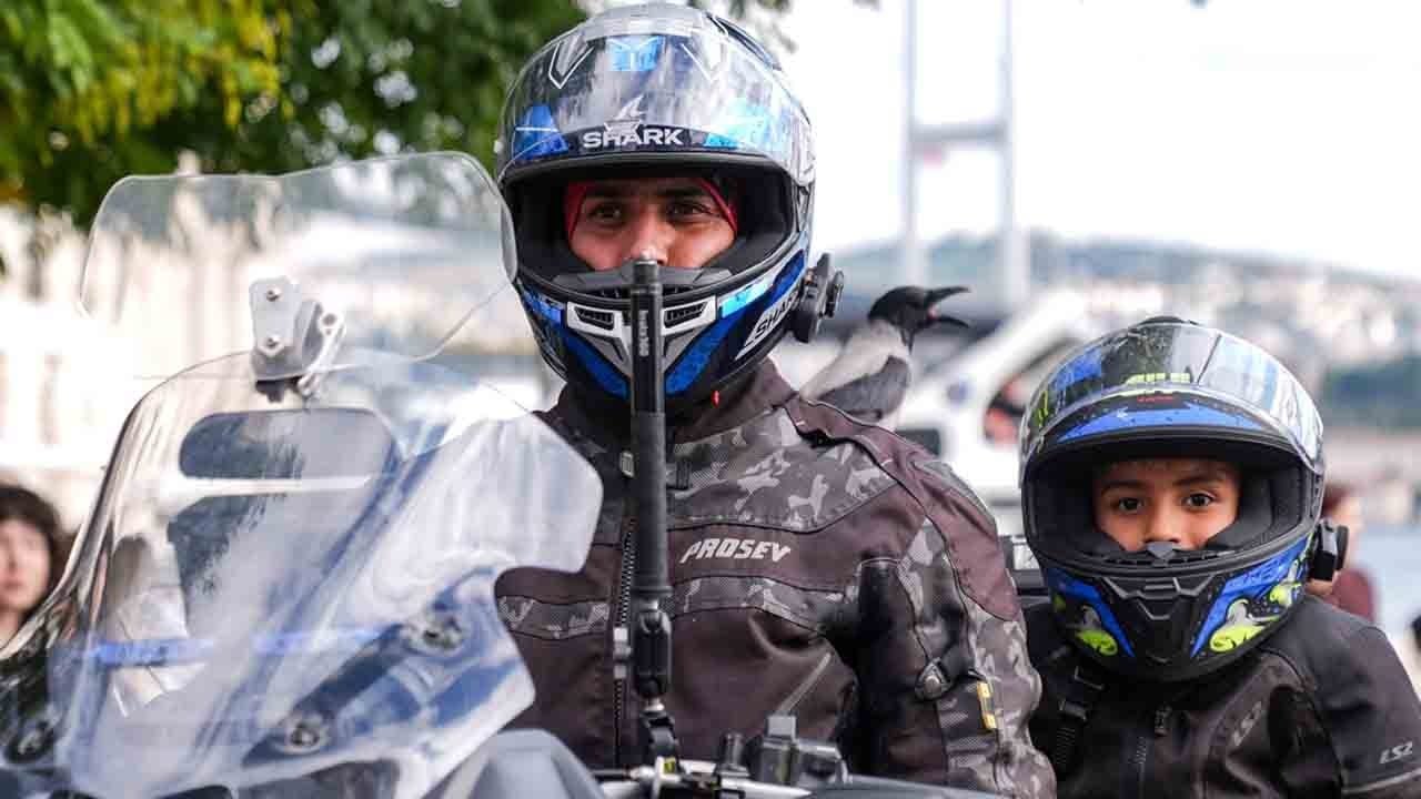 7 yaşındaki oğluyla yola çıktı: Motosikletle umreye gitti